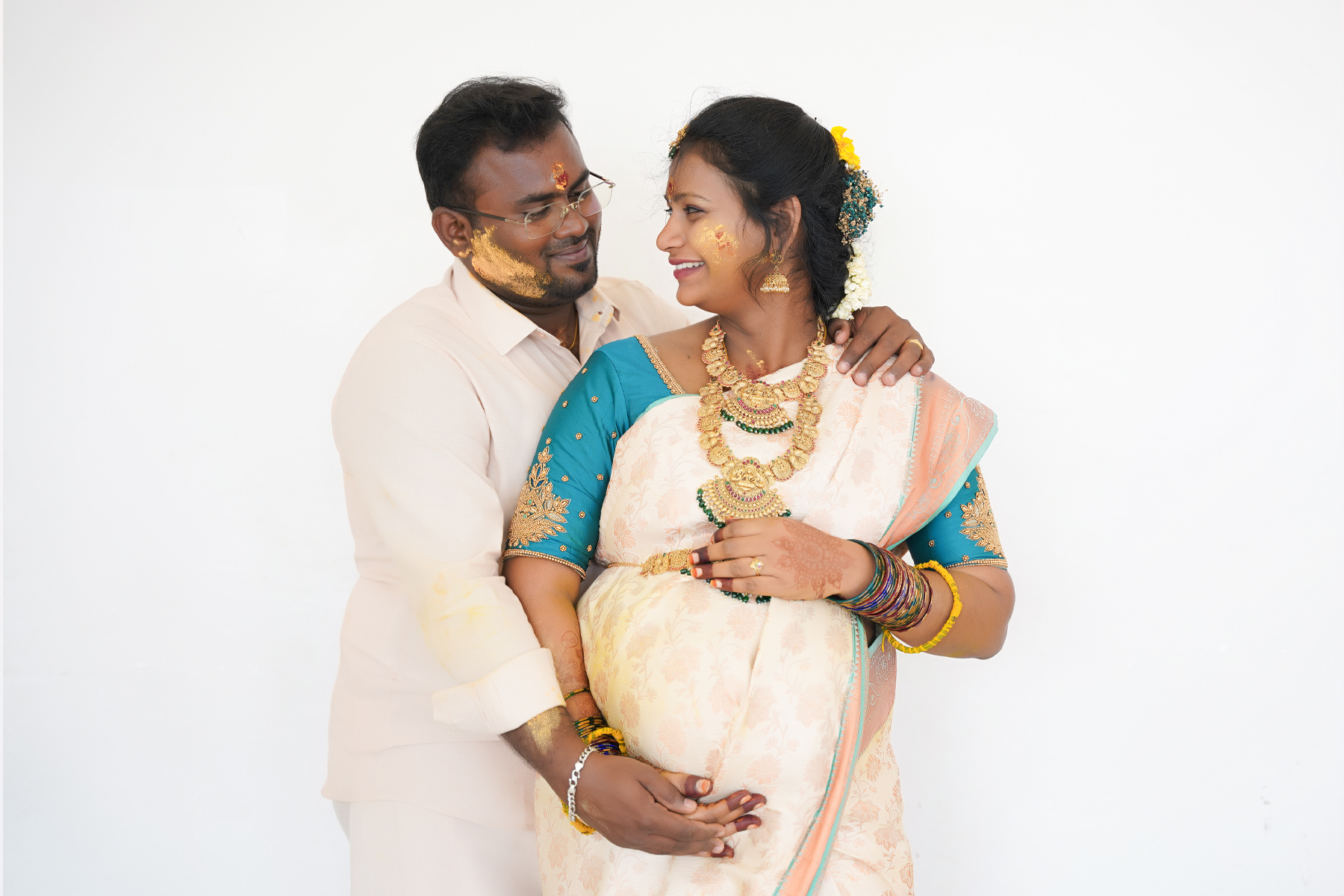 Vignesh & Kaviya image 5